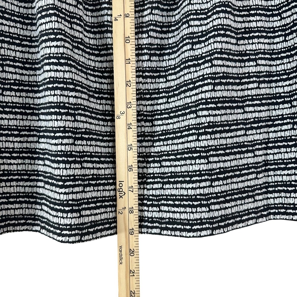 T by Talbots Womens MP Black White Striped Athletic Skort Cargo Pockets - Picture 8 of 10